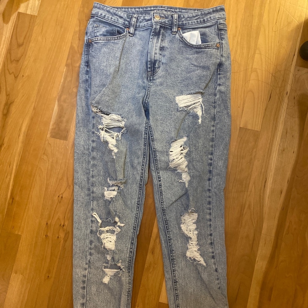 ripped wild fable size 6 jeans
